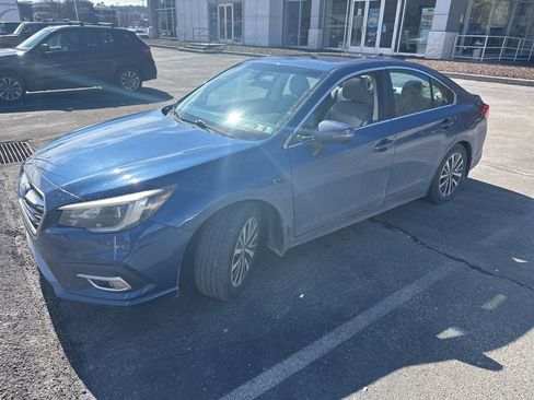 Used 2019 Subaru Legacy 2.5i Premium image 1