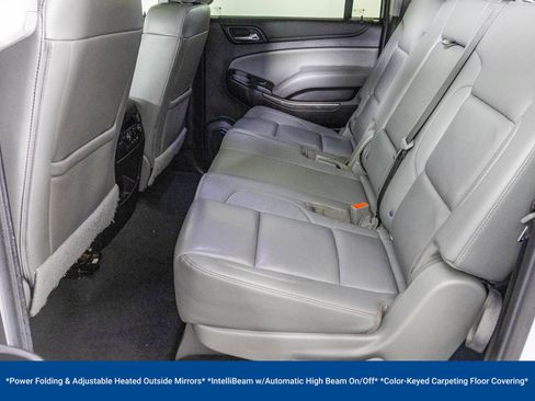 Used 2020 Chevrolet Suburban LT image 32