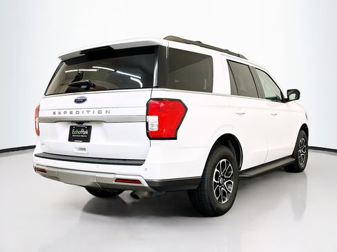 Used 2024 Ford Expedition XLT image 9