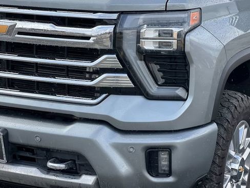 Used 2024 Chevrolet Silverado 3500 High Country w/ High Country Premium Package AWD/4WD image 51