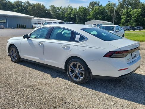 Used 2023 Honda Accord EX image 4