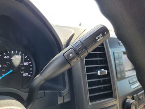 Used 2022 Ford F550 XL image 30