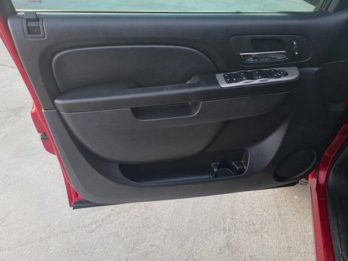 Used 2013 Chevrolet Tahoe LT w/ Suspension Package, Off-Road image 20