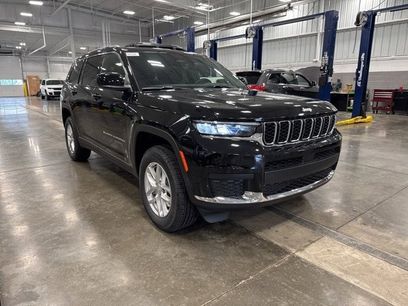 New 2025 Jeep Grand Cherokee L Laredo w/ Luxury Tech Group I