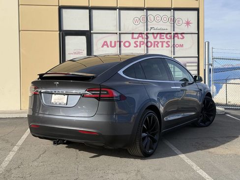 Used 2019 Tesla Model X Long Range image 9