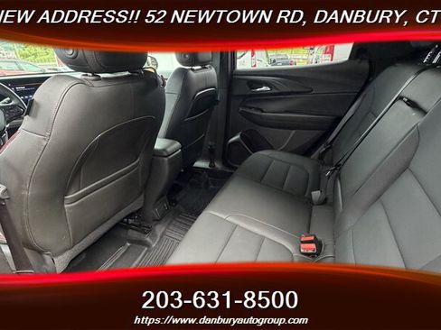 Used 2024 Chevrolet TrailBlazer RS w/ Convenience Package AWD/4WD image 35