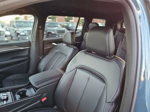 New 2026 Jeep Grand Cherokee L Limited AWD/4WD image 20