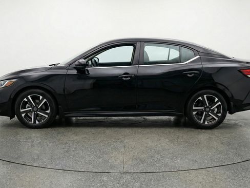 Used 2025 Nissan Sentra SV FWD image 5