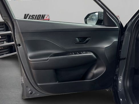 New 2026 Hyundai Kona SE AWD/4WD image 16