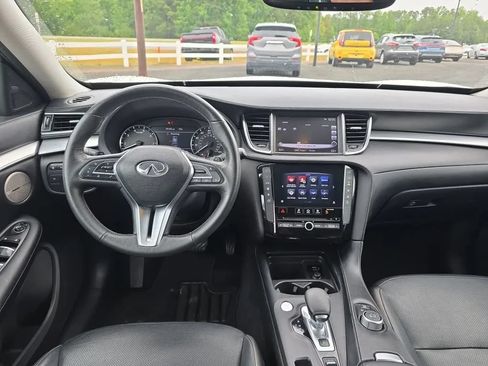Used 2019 INFINITI QX50 Essential w/ Premium Audio Package FWD image 13