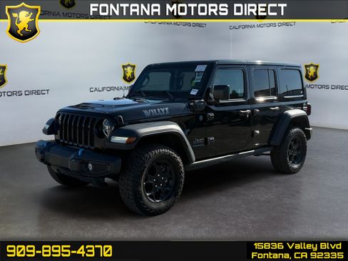 Used 2023 Jeep Wrangler Unlimited w/ 8.4" Radio Group AWD/4WD image 1