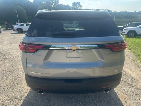Used 2023 Chevrolet Traverse LT AWD/4WD image 6