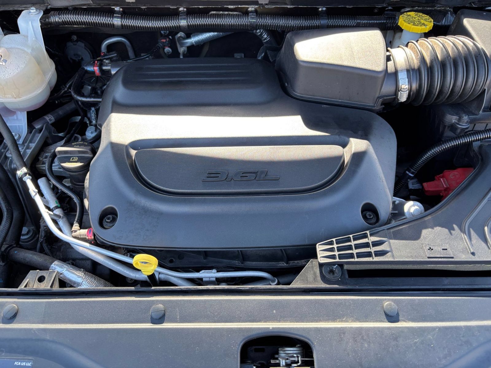 Used 2024 Chrysler Voyager LX FWD image 34