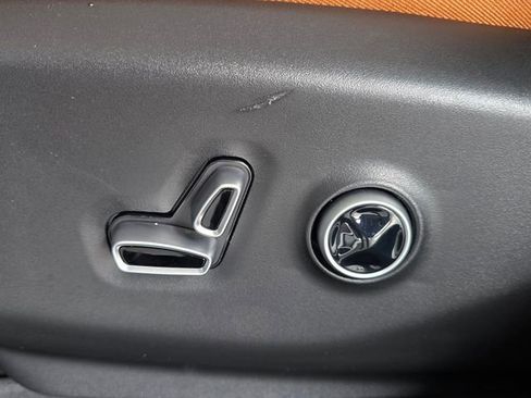 New 2026 Chrysler Pacifica Pinnacle image 18