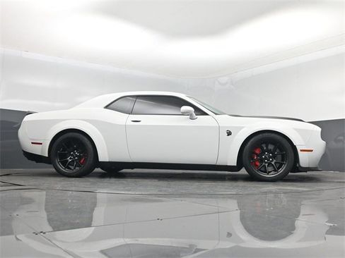 Used 2021 Dodge Challenger SRT Hellcat Redeye image 43