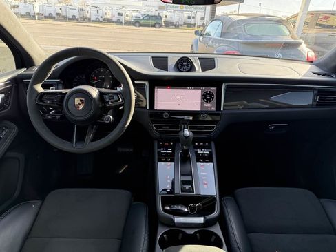 Used 2023 Porsche Macan GTS image 15