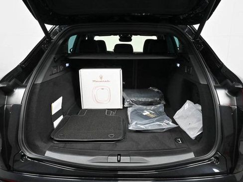 New 2025 Maserati Grecale Folgore image 21