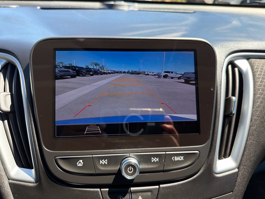 Used 2024 Chevrolet Malibu LT FWD image 24