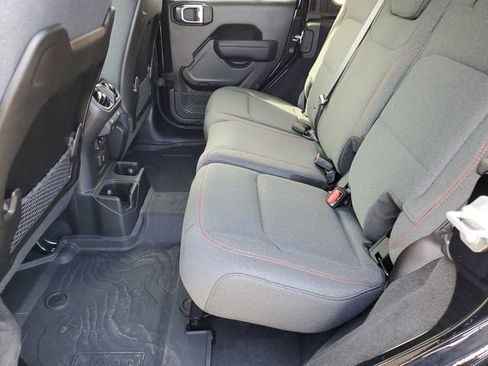 Used 2024 Jeep Wrangler Unlimited Rubicon w/ Convenience Group image 22