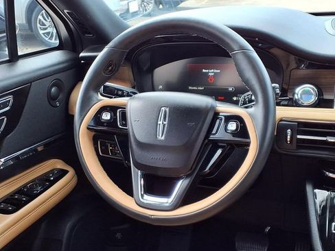 Certified 2022 Lincoln Corsair Reserve FWD image 7