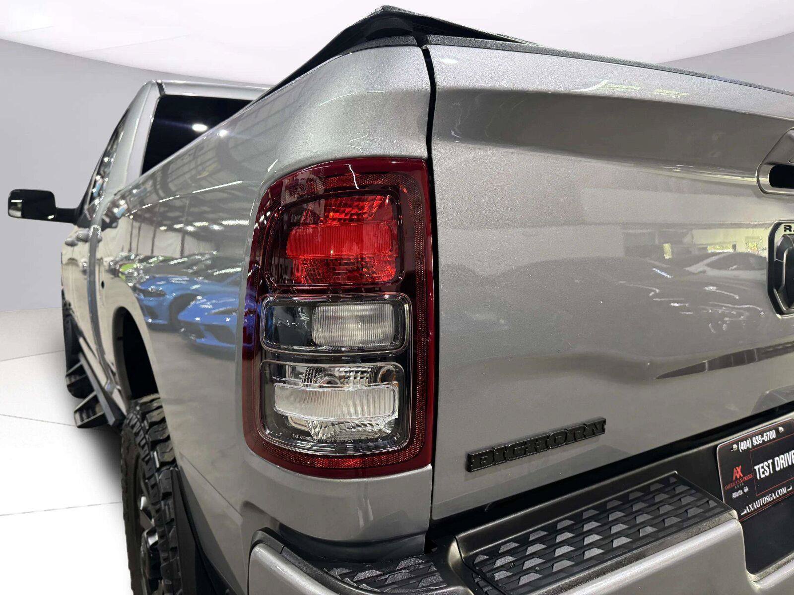 Used 2021 RAM 2500 Big Horn w/ Night Edition AWD/4WD image 14