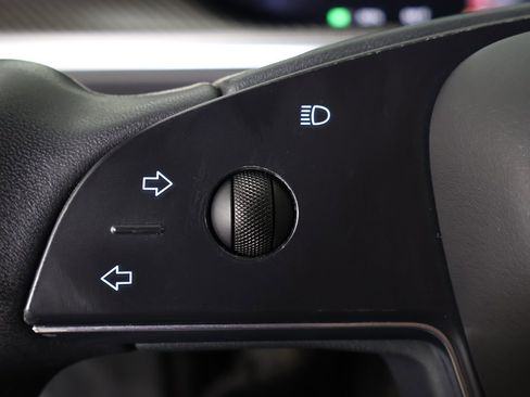 Used 2021 Tesla Model S Plaid image 36