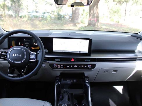 New 2026 Kia Sorento S w/ S Panoramic Sunroof Package image 21