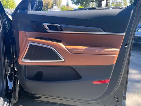 Used 2025 Kia Telluride SX X-Line image 25