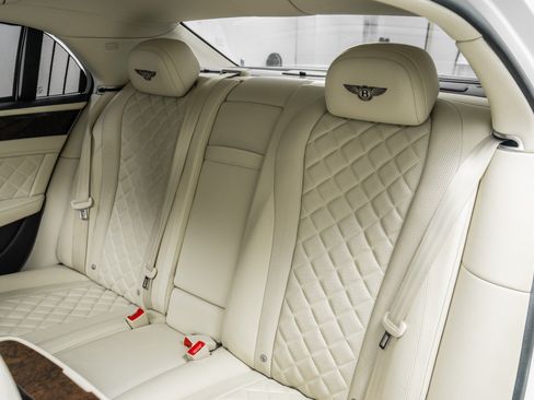 Used 2017 Bentley Flying Spur W12 AWD/4WD image 16