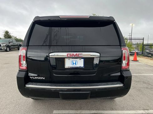 Used 2016 GMC Yukon Denali w/ Open Road Package AWD/4WD image 5