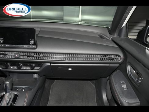 Used 2024 Honda HR-V Sport image 16