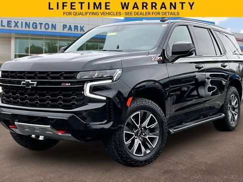 Used 2024 Chevrolet Tahoe Z71 w/ Z71 Off-Road Package AWD/4WD image 12