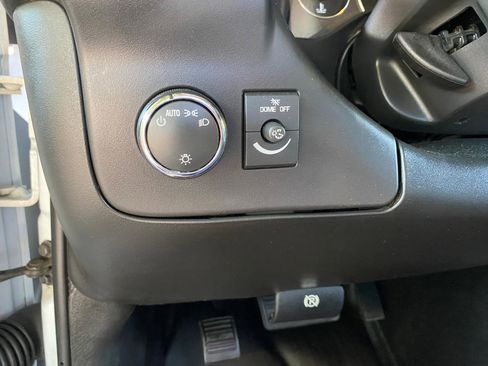 Used 2021 Chevrolet Express 2500 RWD image 47