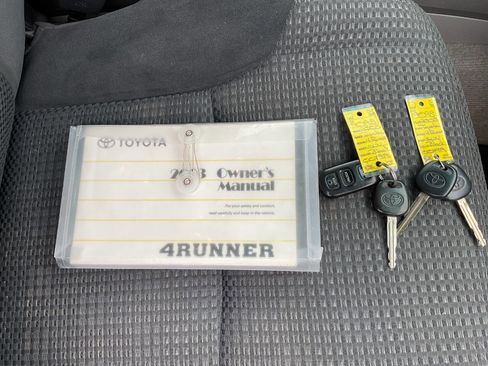 Used 2003 Toyota 4Runner Sport image 37