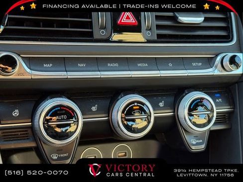 Used 2023 Genesis G70 2.0T image 32