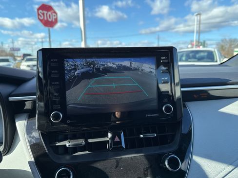 Used 2022 Toyota Corolla SE image 18