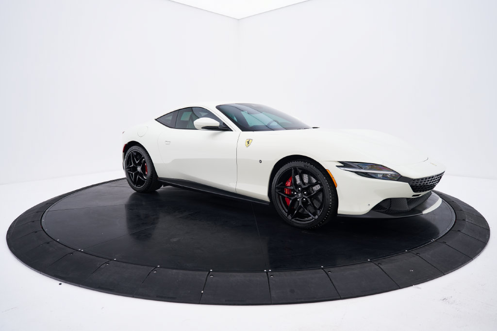 Used 2022 Ferrari Roma RWD image 18