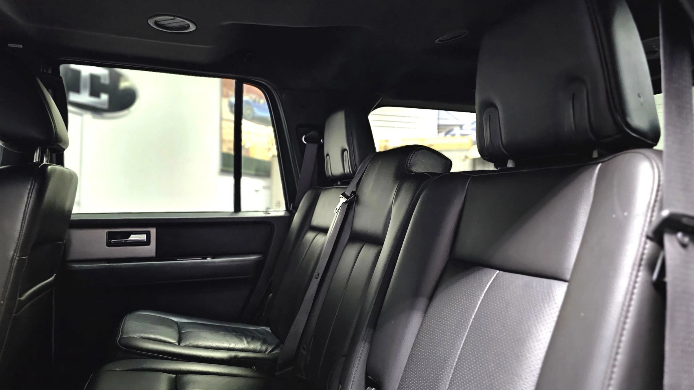 Used 2014 Ford Expedition Limited w/ Equipment Group 301A RWD image 28
