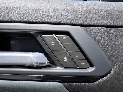 New 2026 GMC Terrain AT4 w/ Convenience Package III AWD/4WD image 19