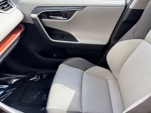 Certified 2019 Toyota RAV4 Adventure w/ Cold Weather Package AWD/4WD image 30