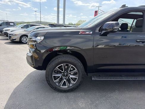 Used 2023 Chevrolet Tahoe Z71 w/ Luxury Package image 8