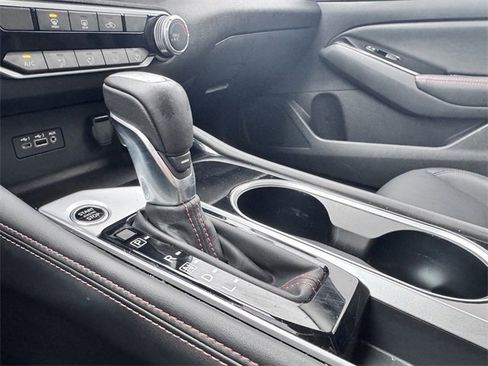 Used 2024 Nissan Altima 2.5 SR image 19