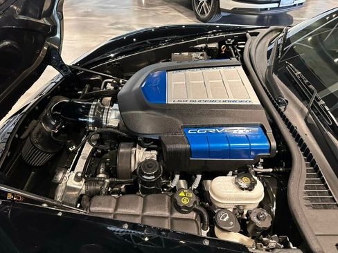 Used 2013 Chevrolet Corvette ZR1 w/ 3ZR Preferred Equipment Group RWD image 9
