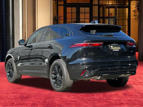 Used 2026 Jaguar F-PACE R-Dynamic S image 4