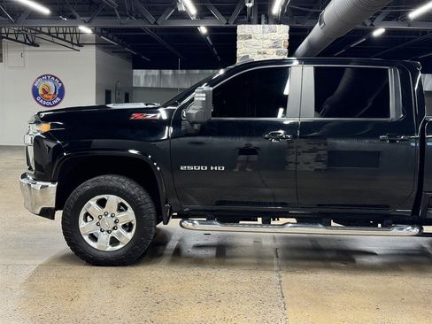 Used 2020 Chevrolet Silverado 2500 LT w/ All Star Edition AWD/4WD image 5
