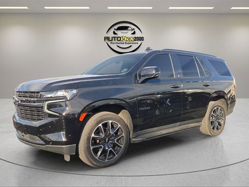 Used 2022 Chevrolet Tahoe RST w/ Luxury Package image 3