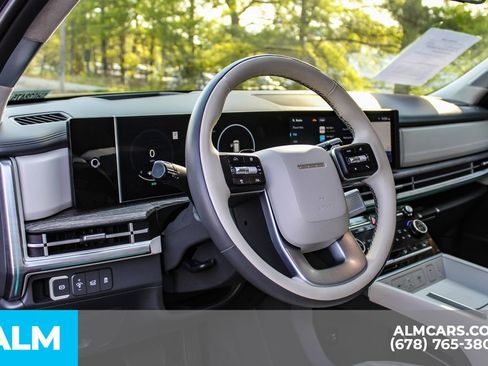 Used 2025 Hyundai Santa Fe Calligraphy image 31