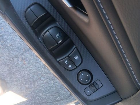 Used 2025 Nissan Sentra SV w/ All-Weather Package FWD image 12