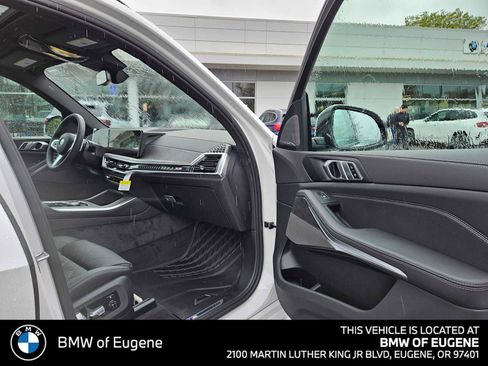 New 2026 BMW X5 xDrive40i w/ M Sport Package image 10