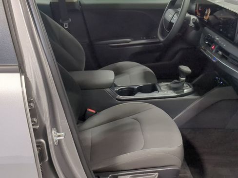 Used 2026 Kia K4 FWD image 24